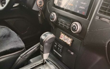 Mitsubishi Pajero IV, 2006 год, 1 550 000 рублей, 4 фотография