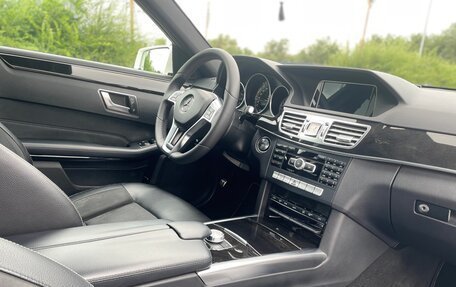 Mercedes-Benz E-Класс, 2013 год, 2 450 000 рублей, 20 фотография