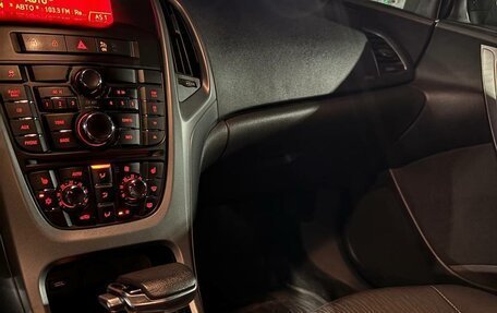 Opel Astra J, 2012 год, 570 000 рублей, 11 фотография