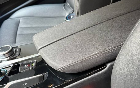 BMW 5 серия, 2020 год, 4 700 000 рублей, 36 фотография