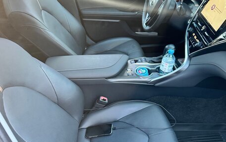 Toyota Camry, 2023 год, 3 950 000 рублей, 11 фотография