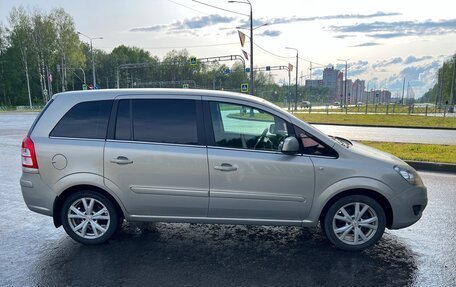 Opel Zafira B, 2011 год, 660 000 рублей, 4 фотография