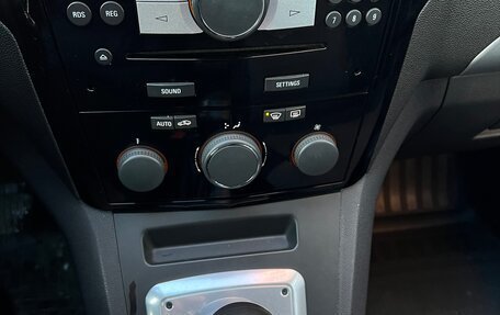 Opel Zafira B, 2011 год, 660 000 рублей, 9 фотография