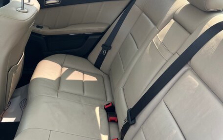 Mercedes-Benz E-Класс, 2011 год, 1 600 000 рублей, 11 фотография