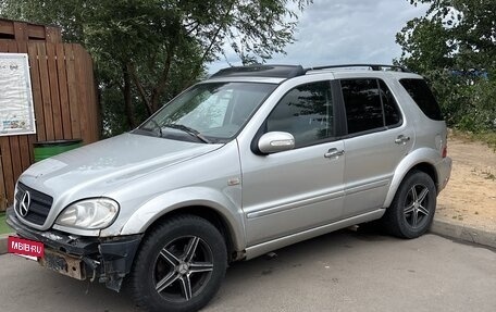 Mercedes-Benz M-Класс, 2001 год, 500 000 рублей, 2 фотография