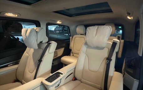 Mercedes-Benz V-Класс, 2025 год, 15 300 000 рублей, 12 фотография