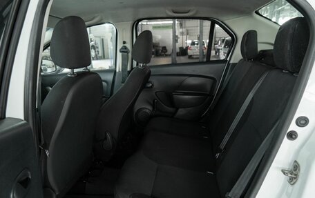 Renault Logan II, 2016 год, 550 000 рублей, 13 фотография