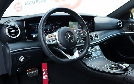 Mercedes-Benz E-Класс, 2018 год, 2 799 000 рублей, 7 фотография