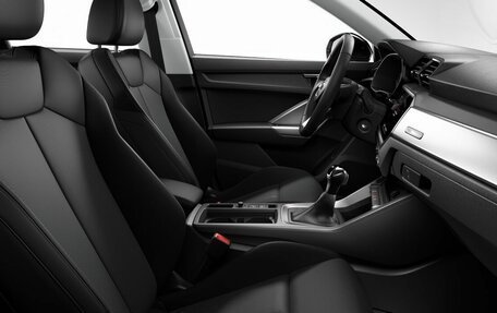 Audi Q3, 2024 год, 6 253 475 рублей, 9 фотография