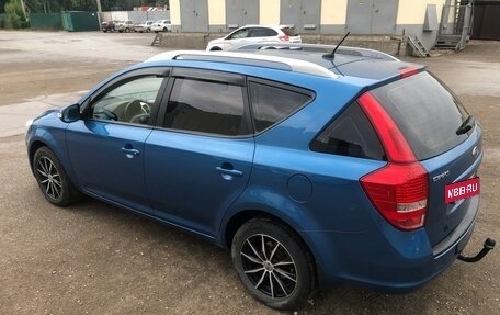 KIA cee'd I рестайлинг, 2010 год, 915 000 рублей, 4 фотография