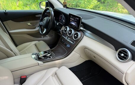 Mercedes-Benz GLC, 2016 год, 3 000 000 рублей, 12 фотография