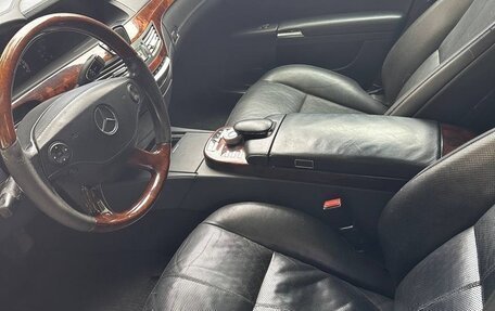 Mercedes-Benz S-Класс, 2005 год, 799 000 рублей, 3 фотография