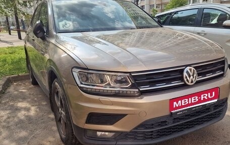 Volkswagen Tiguan II, 2020 год, 2 599 000 рублей, 11 фотография