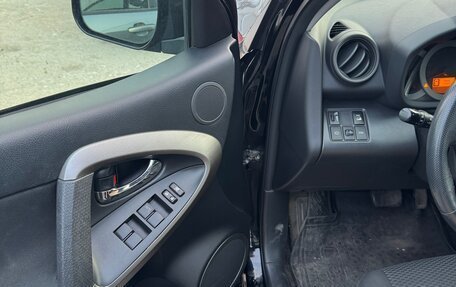 Toyota RAV4, 2010 год, 1 450 000 рублей, 24 фотография