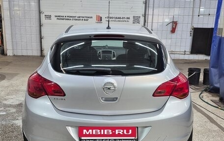 Opel Astra J, 2011 год, 800 000 рублей, 7 фотография