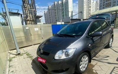 Toyota Auris II, 2007 год, 750 000 рублей, 1 фотография