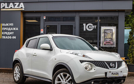 Nissan Juke II, 2013 год, 919 000 рублей, 2 фотография