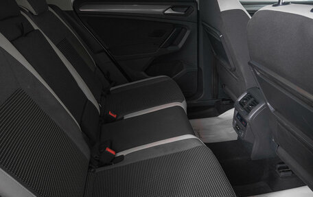 Volkswagen Tiguan II, 2019 год, 2 549 000 рублей, 9 фотография