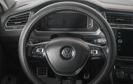 Volkswagen Tiguan II, 2019 год, 2 549 000 рублей, 14 фотография