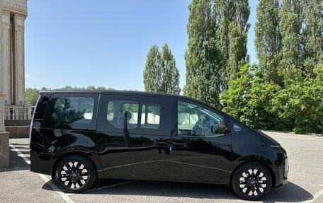 Hyundai Staria, 2025 год, 7 798 000 рублей, 4 фотография