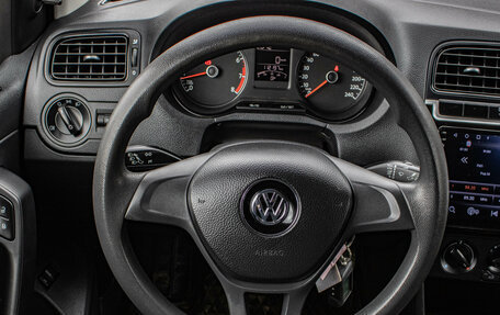 Volkswagen Polo VI (EU Market), 2017 год, 999 000 рублей, 6 фотография