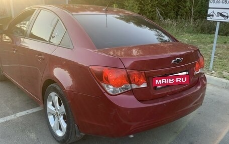 Chevrolet Cruze II, 2011 год, 560 000 рублей, 2 фотография