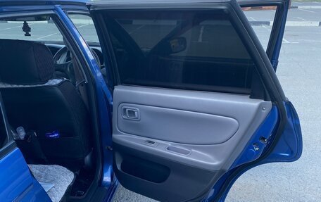 Nissan Avenir II, 2000 год, 450 000 рублей, 13 фотография