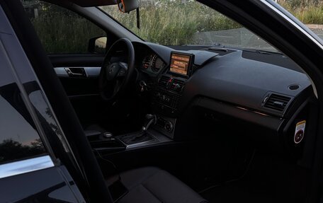 Mercedes-Benz C-Класс, 2008 год, 1 230 000 рублей, 6 фотография