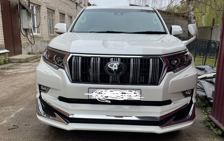 Toyota Land Cruiser Prado 150 рестайлинг 2, 2019 год, 3 750 000 рублей, 2 фотография