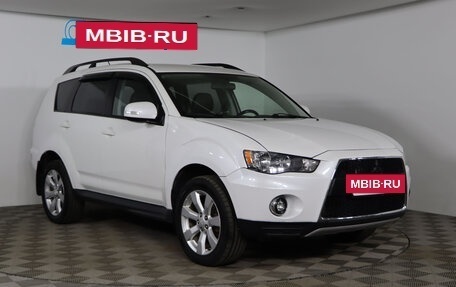 Mitsubishi Outlander III рестайлинг 3, 2010 год, 1 069 990 рублей, 3 фотография