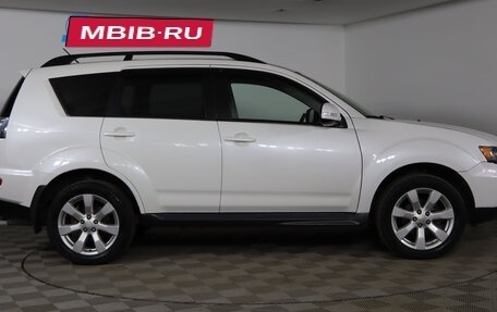 Mitsubishi Outlander III рестайлинг 3, 2010 год, 1 069 990 рублей, 4 фотография