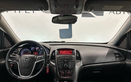 Opel Astra J, 2011 год, 529 000 рублей, 17 фотография