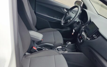 Hyundai Solaris II рестайлинг, 2021 год, 1 750 000 рублей, 3 фотография