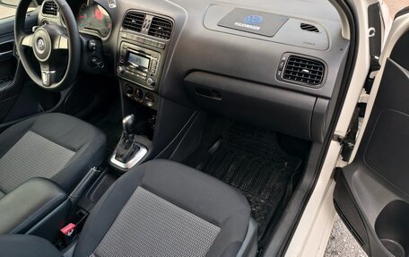 Volkswagen Polo VI (EU Market), 2011 год, 750 000 рублей, 8 фотография