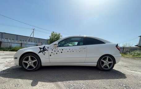 Mercedes-Benz C-Класс, 2004 год, 680 000 рублей, 3 фотография