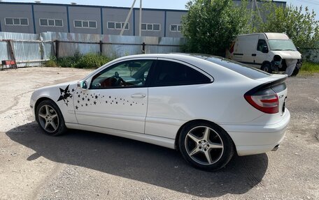 Mercedes-Benz C-Класс, 2004 год, 680 000 рублей, 4 фотография