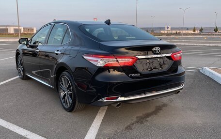 Toyota Camry, 2023 год, 3 500 000 рублей, 5 фотография