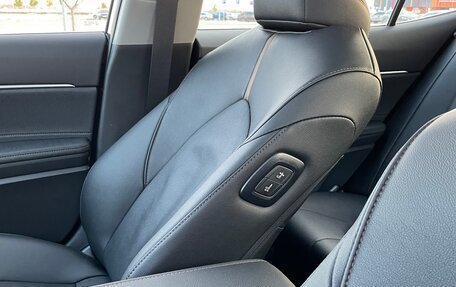 Toyota Camry, 2023 год, 3 500 000 рублей, 8 фотография