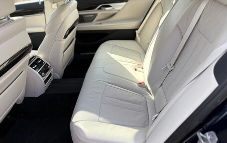 BMW 7 серия, 2022 год, 6 000 016 рублей, 18 фотография