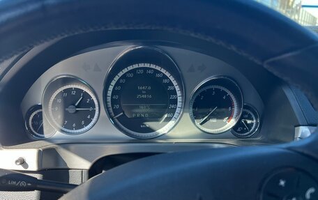 Mercedes-Benz E-Класс, 2009 год, 1 300 000 рублей, 4 фотография