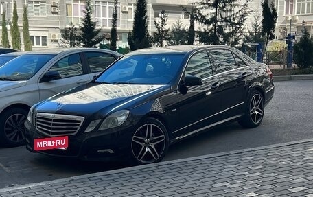 Mercedes-Benz E-Класс, 2009 год, 1 300 000 рублей, 15 фотография