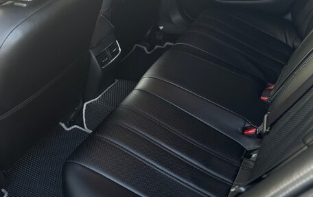 Mazda 6, 2018 год, 2 340 000 рублей, 13 фотография