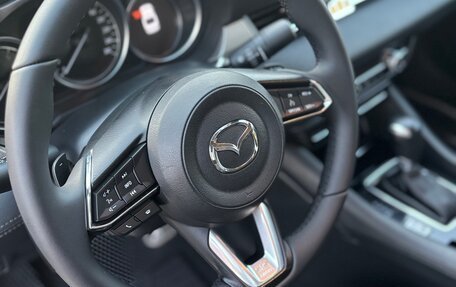 Mazda 6, 2018 год, 2 340 000 рублей, 18 фотография