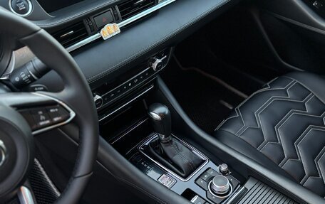 Mazda 6, 2018 год, 2 340 000 рублей, 16 фотография