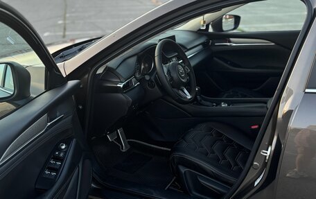 Mazda 6, 2018 год, 2 340 000 рублей, 19 фотография