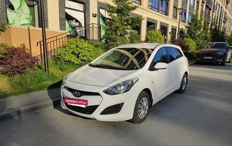 Hyundai i30 II рестайлинг, 2012 год, 975 000 рублей, 3 фотография
