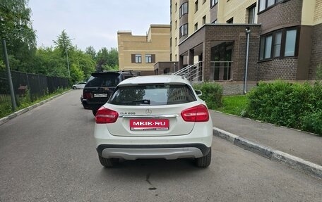 Mercedes-Benz GLA, 2017 год, 1 975 000 рублей, 10 фотография
