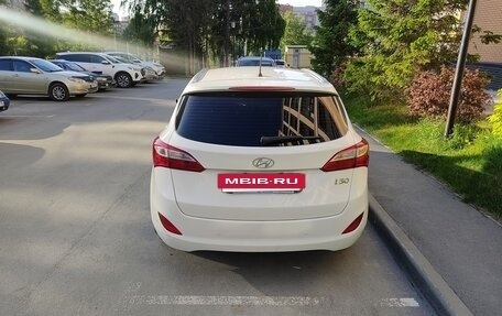 Hyundai i30 II рестайлинг, 2012 год, 975 000 рублей, 6 фотография