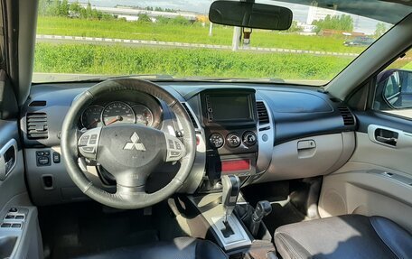 Mitsubishi Pajero Sport II рестайлинг, 2011 год, 1 650 000 рублей, 9 фотография