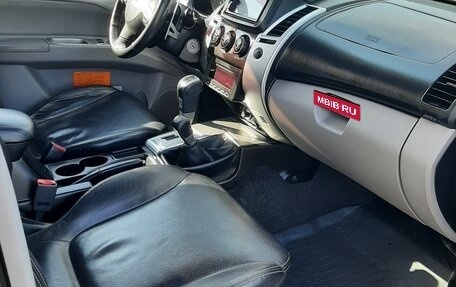 Mitsubishi Pajero Sport II рестайлинг, 2011 год, 1 650 000 рублей, 12 фотография